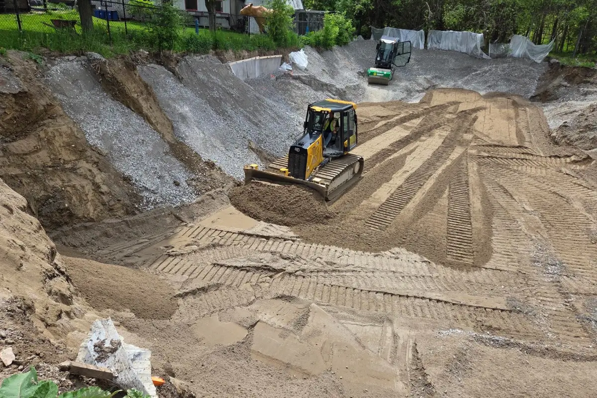 Excavation, Earthmoving & Contaminated Soil Removal